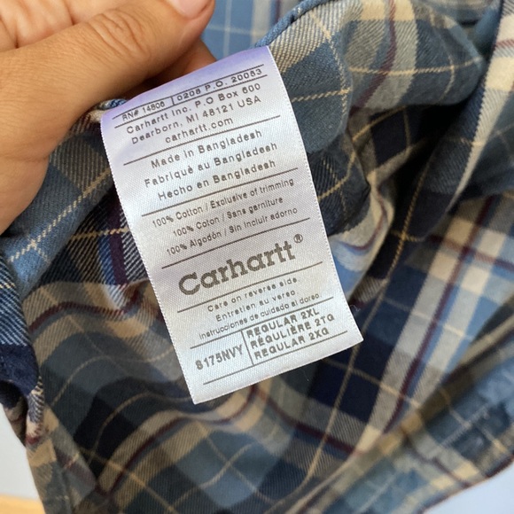 Vintage 90s Carhartt plaid flannel bottom down shirt. - Picture 4 of 5